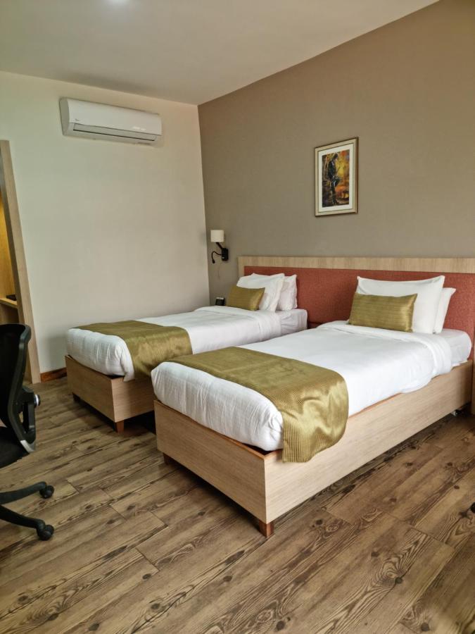 Hotel Nirvana By Luxury International Paklihwa Ngoại thất bức ảnh